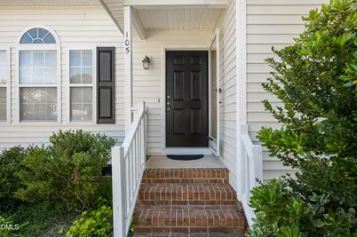 105 McKenzie Circle, Clayton, NC 27520 - Photo 4