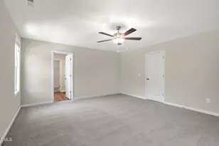 73 W Emily Gardens Dr, Selma, NC 27576 - Photo 32