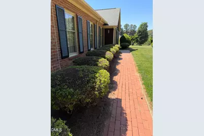 1601 Peace Street, Henderson, NC 27536 - Photo 2