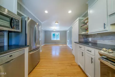 624 W Gilbreath Street, Graham, NC 27253 - Photo 18