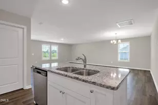 8 W Emily Gardens Dr, Selma, NC 27576 - Photo 12