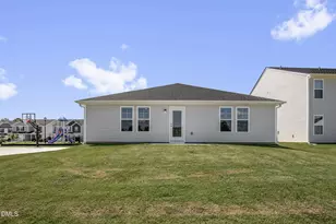 8 W Emily Gardens Dr, Selma, NC 27576 - Photo 28