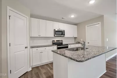 31 E Emily Gardens Drive, Selma, NC 27576 - Photo 16