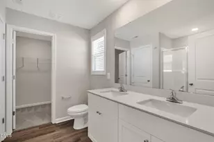 31 E Emily Gardens Dr, Selma, NC 27576 - Photo 16