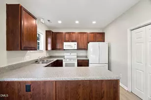1014 Linen Dr, Morrisville, NC 27560 - Photo 32