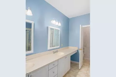 108 Lake Hickory Court, Cary, NC 27519 - Photo 22