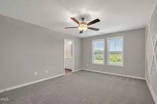 45 E Emily Gardens Dr, Selma, NC 27576 - Photo 18