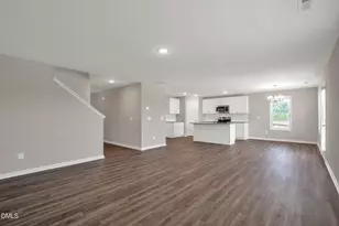 45 E Emily Gardens Dr, Selma, NC 27576 - Photo 8