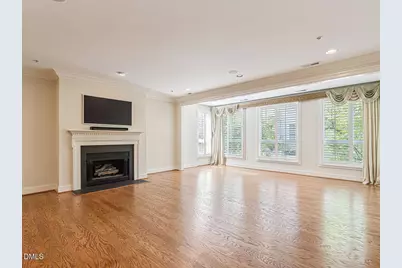 2701 Glenwood Gardens Lane #208, Raleigh, NC 27608 - Photo 4