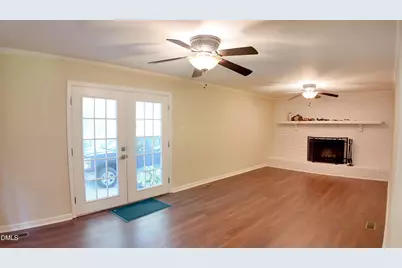 1013 Lakeview Drive, Clinton, NC 28328 - Photo 8