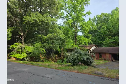 200 Eastwood Road, Chapel Hill, NC 27514 - Photo 2