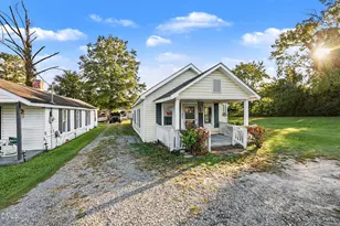 306 W Main St, Pine Level, NC 27568 - Photo 14