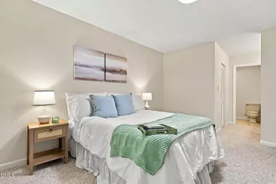 623 New Kent Place, Cary, NC 27511 - Photo 4