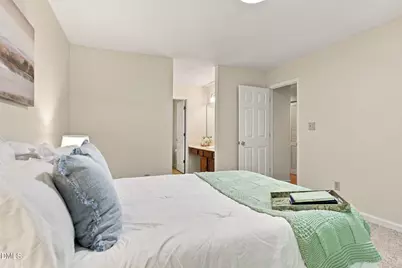 623 New Kent Place, Cary, NC 27511 - Photo 18