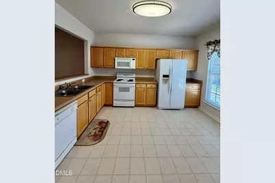 703 Sutter Gate Lane, Morrisville, NC 27560 - Photo 4