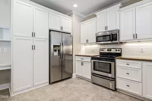503 Creek Valley Dr, Fuquay-Varina, NC 27526 - Photo 10