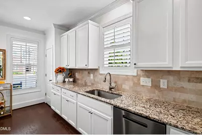528 Ledbetter Court, Raleigh, NC 27608 - Photo 18