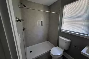 121 N Elizabeth St, Henderson, NC 27536 - Photo 28