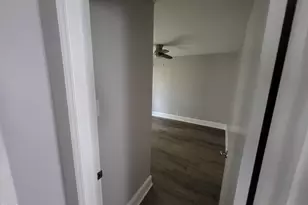 121 N Elizabeth St, Henderson, NC 27536 - Photo 6