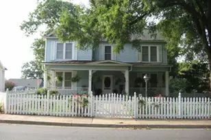 616 E Pine Street E, Lincolnton, NC 28092 - Photo 1