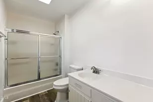 906 Walnut Dr, Erwin, NC 28339 - Photo 20