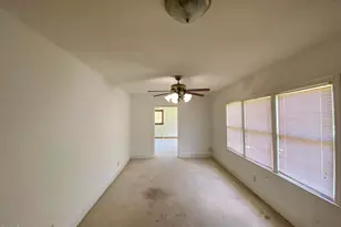 513 Pear St, Kinston, NC 28504 - Photo 12