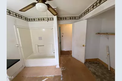 513 Pear Street, Kinston, NC 28504 - Photo 18
