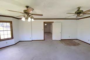 513 Pear St, Kinston, NC 28504 - Photo 8