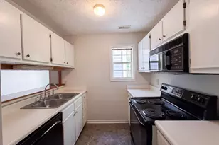 225 Waterdown Dr, Fayetteville, NC 28314 - Photo 6