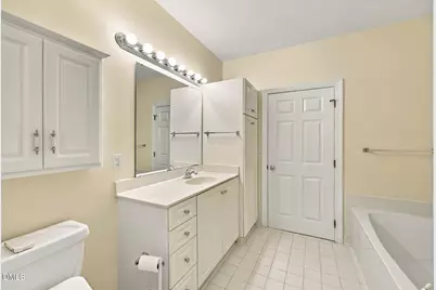 100 Northbrook Drive #206, Raleigh, NC 27609 - Photo 28