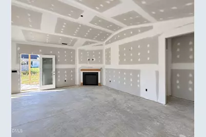 107 Lola Place #(18), La Grange, NC 28551 - Photo 4