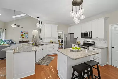5216 Fairmead Circle, Raleigh, NC 27613 - Photo 10