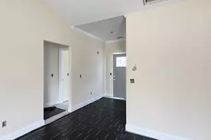 304 Hudson Vlg Dr, La Grange, NC 28551 - Photo 2