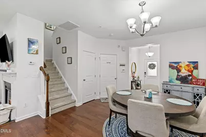 10007 Lynnberry Place, Raleigh, NC 27617 - Photo 4