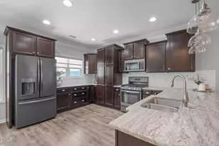 1277 Russet Ln, Apex, NC 27523 - Photo 2