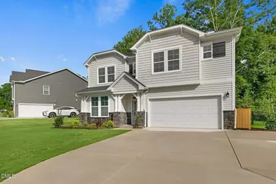 34 Lucas Cove Place, Zebulon, NC 27597 - Photo 2
