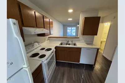 2902 Faversham Place, Raleigh, NC 27604 - Photo 8
