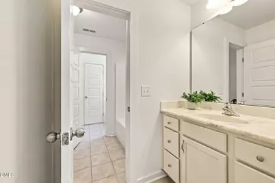 8204 Henderson Road, Apex, NC 27539 - Photo 32