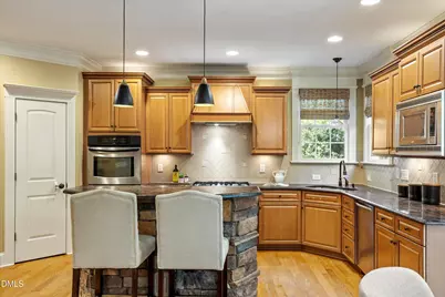8107 Henderson Road, Apex, NC 27539 - Photo 16
