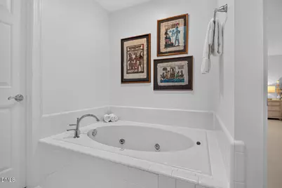 60126 Davie, Chapel Hill, NC 27517 - Photo 54