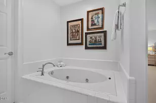 60126 Davie, Chapel Hill, NC 27517 - Photo 54