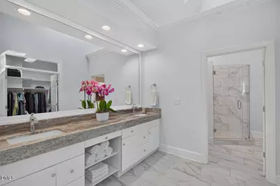 60126 Davie, Chapel Hill, NC 27517 - Photo 40