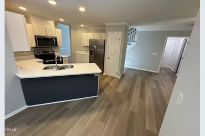 103 Silverrock Court, Cary, NC 27513 - Photo 8