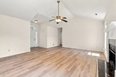 904 Broadmore Drive, Fayetteville, NC 28314 - Photo 6