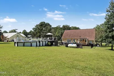 1628 Colston Crossing, Zebulon, NC 27597 - Photo 24