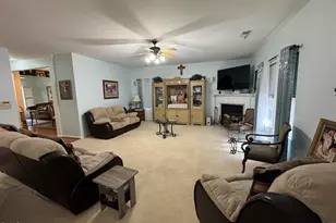 166 River Hills Dr, Clayton, NC 27527 - Photo 6