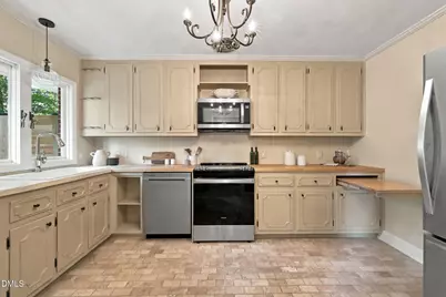 203 N Estes Drive, Chapel Hill, NC 27514 - Photo 10