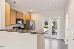 1043 Summerhouse Rd, Cary, NC 27519 - Photo 14