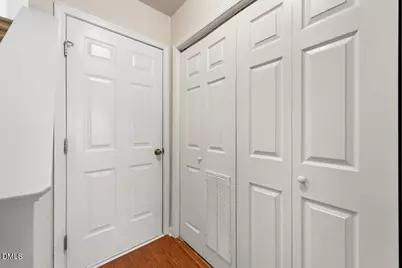 1043 Summerhouse Road, Cary, NC 27519 - Photo 32