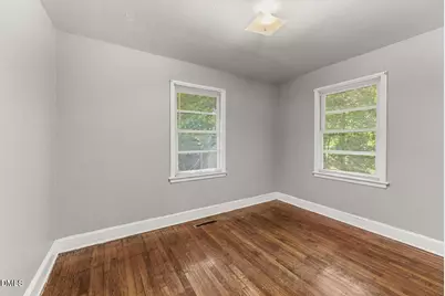 2025 Lynnhaven Avenue, Henderson, NC 27536 - Photo 10